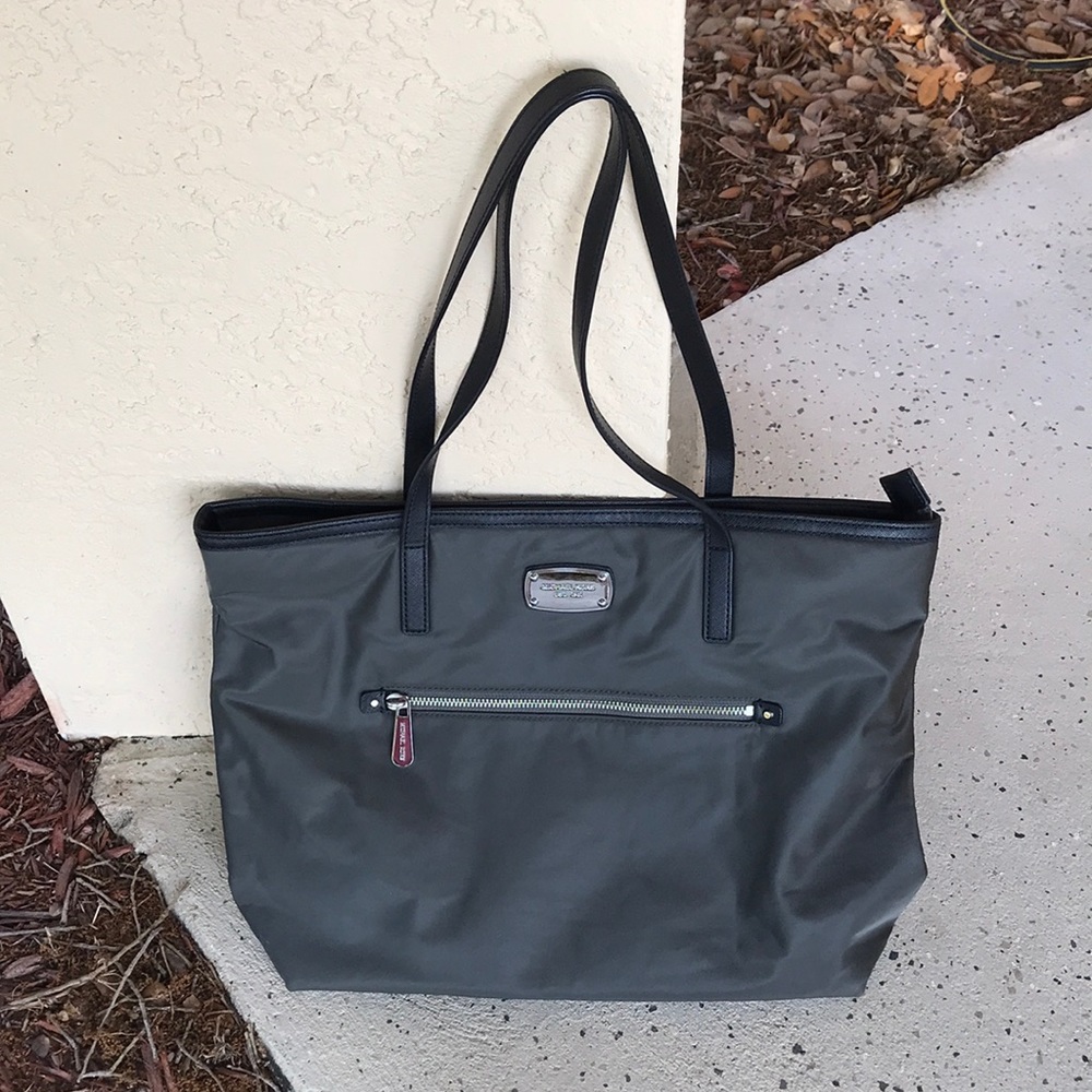 Michael Kors Tote